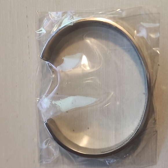 Daughter Straighten your Crown Adjustable Cuff Bangle Bracelet - Picture 5 of 6